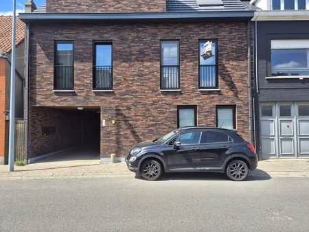 gunstig gelegen 1-slaapkamerappartement op de eerste verdiep