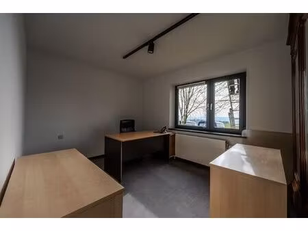 bureaux à louer à route de habay 140 attert (vbe36736)