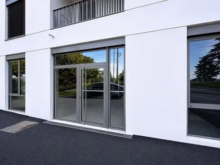 vente commerce 99 m²