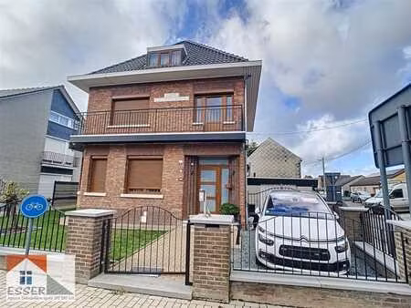 villa 4 chambres