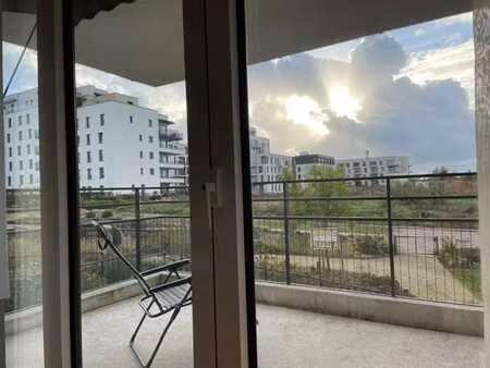 appartement 2ch  braine-l'alleud  a+  vue dégagée