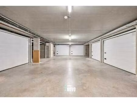 parking/boxe de garage