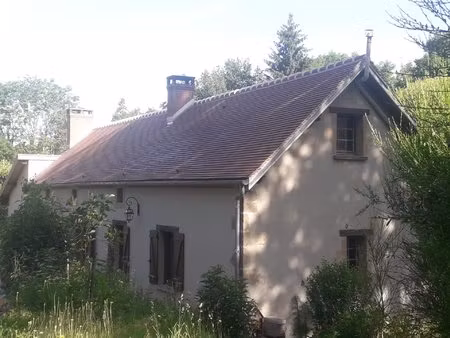 moulin du xviiie  gîte d'exception et domaine en éco-autonomie sur 3 8 ha