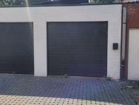 parking / garage