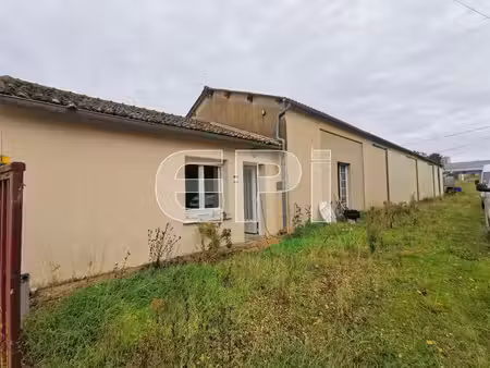 charmante maison de 5 chambres à la roche-rigault
