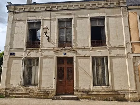 maison de ville 174 m² à rénover à richelieu