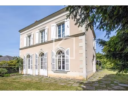 maison bourgeoise avec parc idyllique