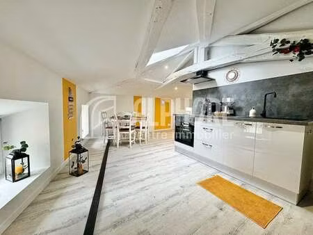 location appartement 2 pièces meublé à cholet (49300) : à louer 2 pièces meublé / 25m² cho