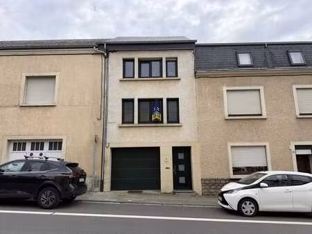 athus – maison bel-étage 3 chambres avec garage et jardin