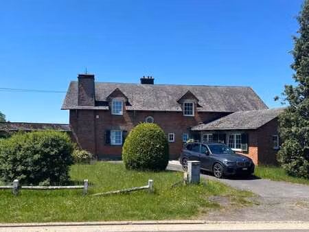 maison 5 ch. sur 1226m² à chiny (izel)