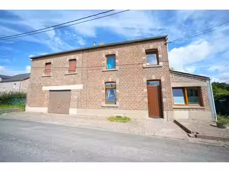 option charmante fermette à rénover dans un quartier calme !