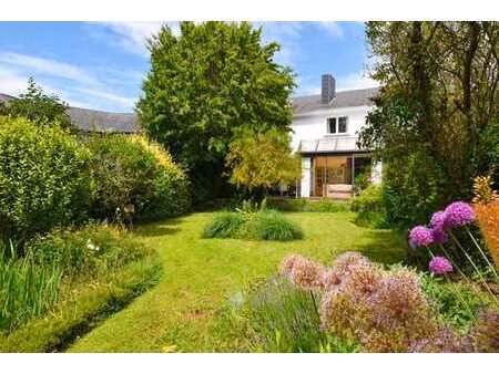 maison a rafraichir 3f avec garage et jardin