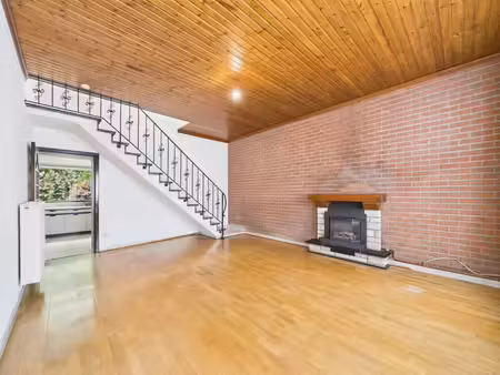 *** plus de visite possible *** maison 2 chambres avec jardi