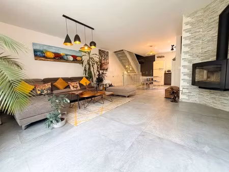 vente maison 6 pièces 139.37 m² à villeneuve-la-garenne (92390)  499 000 €