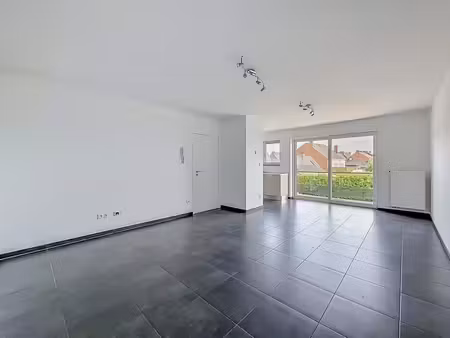 ** sous compromis - plus de visites **lumineux et bel appart