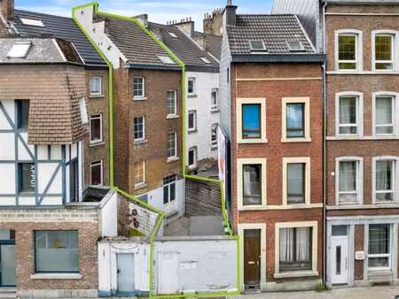 immeuble à réhabiliter max 2 habitations + 1 commerce