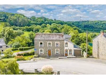 maison en pierre avec jardin et garage à comblain-fairon