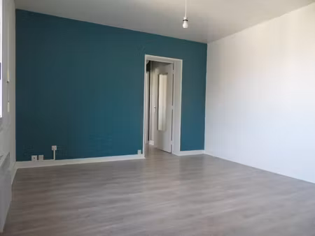 appartement 2 pieces (37 m2) compiegne centre ville