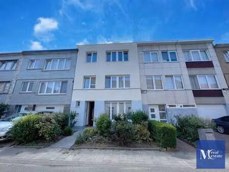 appartement rafraîchi 1ch dans une petite copropriété