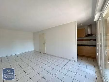 location appartement 2 pièces à laval (53000) : à louer 2 pièces / 48m² laval