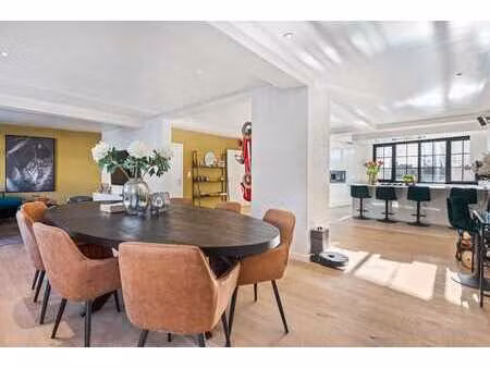 prachtige duplex (240m²) met eigen inkom  4 slaapkamers &...