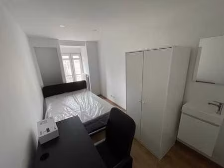 studio (étudiants)