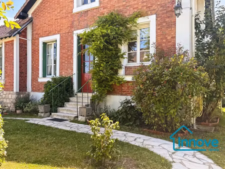 vente maison 5 pièces 110 m² à bougival (78380)  695 000 €