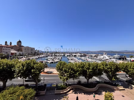 affaire a saisir 3 piéces sur le port de saint-raphael 8370