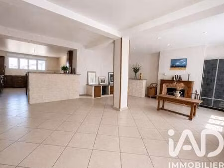 vente maison piscine à mondonville-saint-jean (28700) : à vendre piscine / 144m² mondonvil