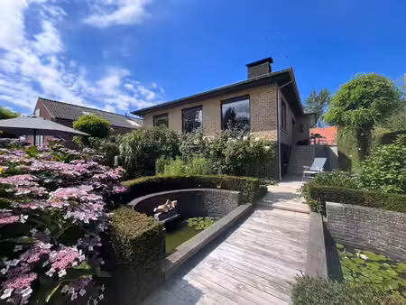 grande maison ensoleillée à vendre à wulpen.