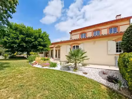 vente maison 5 pièces 330.8 m² à saint-pierre-de-lages (31570)  699 000 €
