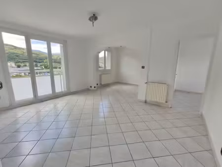 vente appartement 3 pièces 60 m² à saint-martin-d'heres (38400)  135 000 €