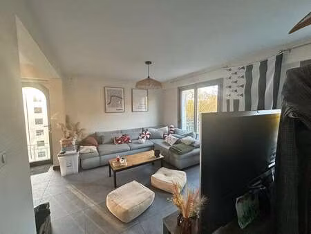 location maison à plogonnec (29180) : à louer / 100m² plogonnec