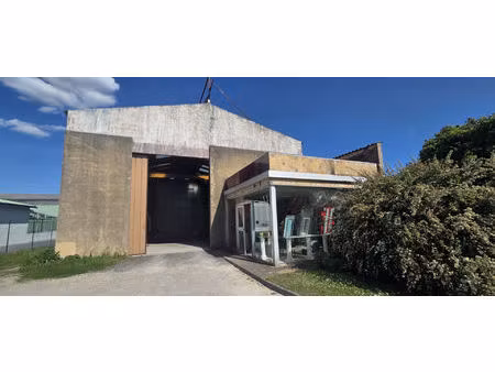 local commercial de 266 m² à vendre à creysse