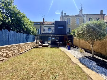 nouveaute - maison de ville tout confort