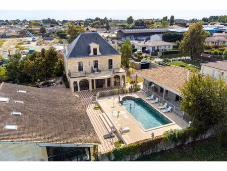 vente propriété 25 pièces 900 m² à cavignac (33620)  2 625 000 €