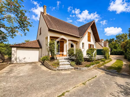 verneuil sur seine - exclusivite !!! maison familiale avec fort potentiel au coeur d'un se