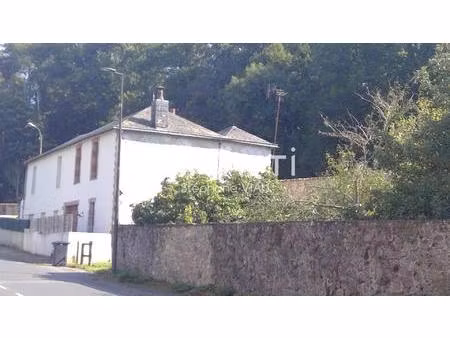 maison d'habitation de 90 m2 à mauléon et à proximité des commerces