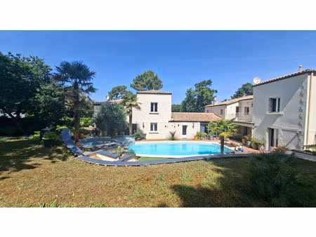 maison les mathes