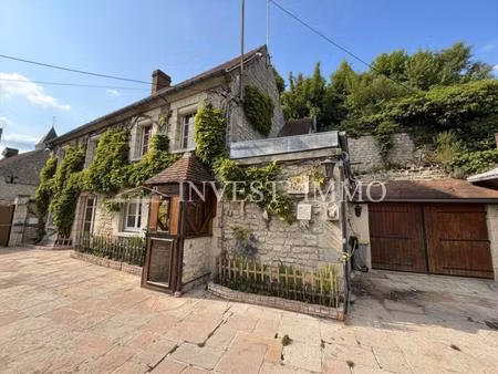 maison en pierre pleine de charme – authenticité  cachet et garage troglodyte atypique