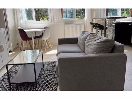 location appartement  m² t-2 à champigny-sur-marne  974 €
