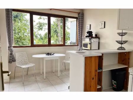 location appartement  26.38 m² t-1 à le chesnay  749 €