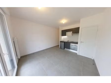 location appartement  m² t-1 à muret  539 €