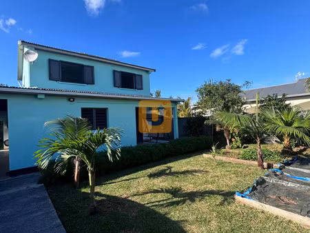 belle maison f5 a st benoit