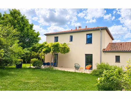 location maison  m² t-5 à solaize  1 900 €