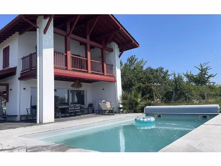 maison ustaritz m² t-4 à vendre  755 000 €