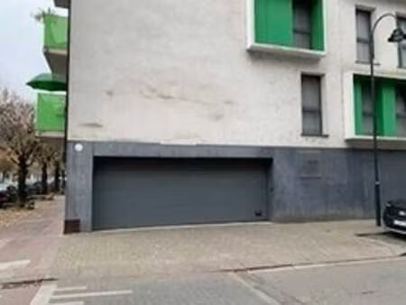 parking a louer - rue simons 2 - 1000 bxl (nord)