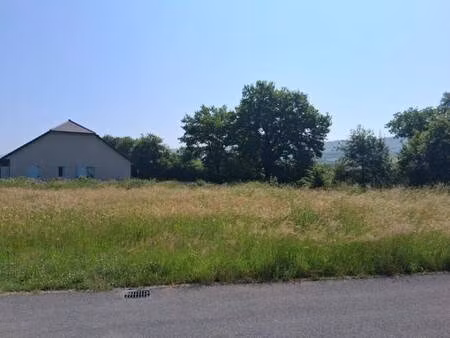 terrain constructible viabilisé à vendre