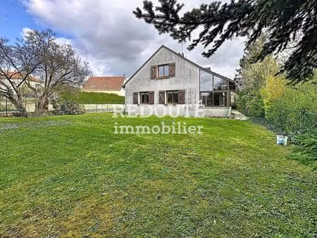 maison avec cinq chambres et un joli jardin à vertus - blancs coteaux