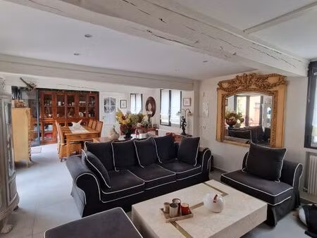 maison de charme .. 138m2 avec grande terrasse et garage ..